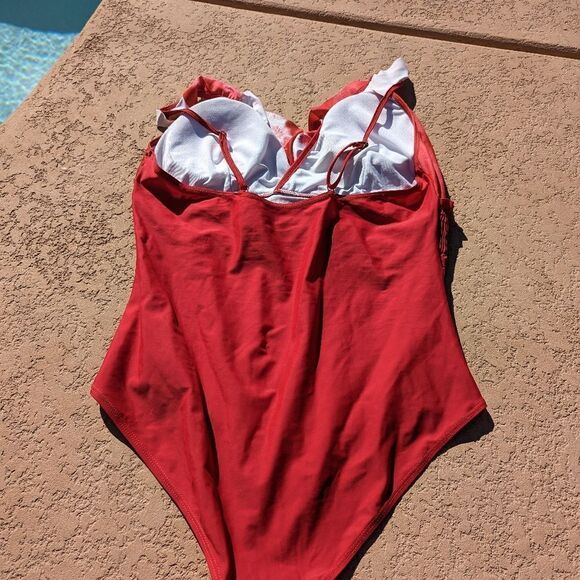 Women's marble red/white one-piece swimsuit - Picture 16 of 16